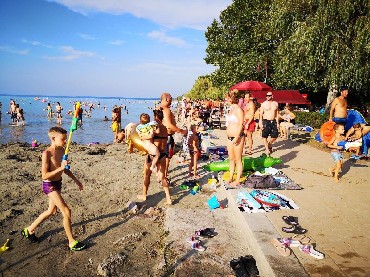 Balaton Wellness Apartman ชิโอฟก ภายนอก รูปภาพ
