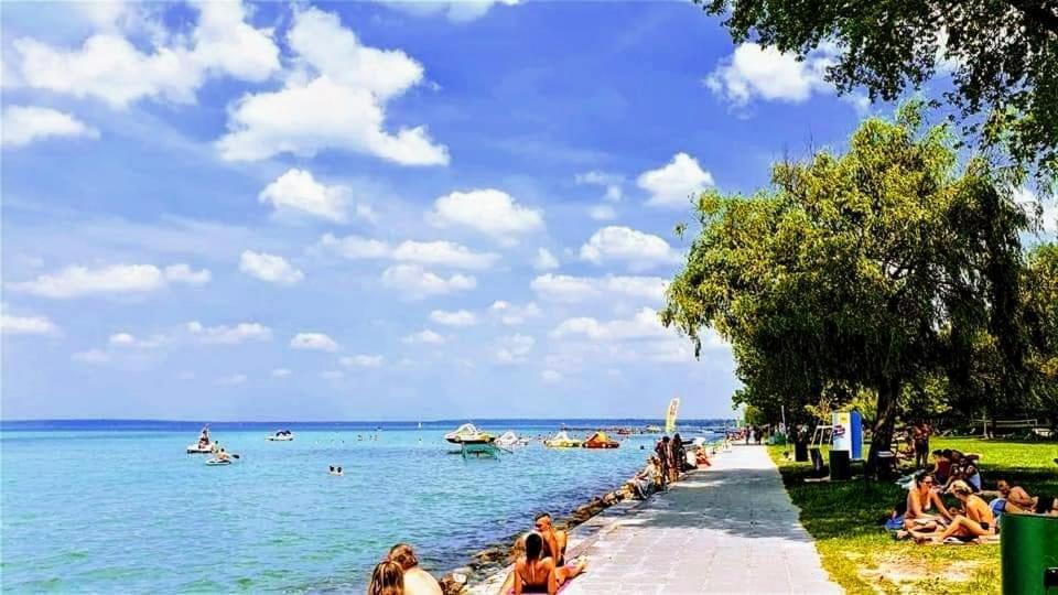 Balaton Wellness Apartman ชิโอฟก ภายนอก รูปภาพ