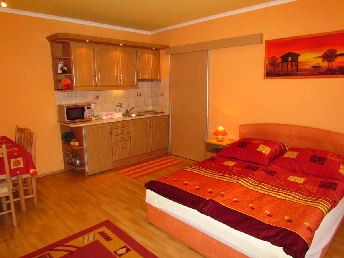 Balaton Wellness Apartman ชิโอฟก ภายนอก รูปภาพ