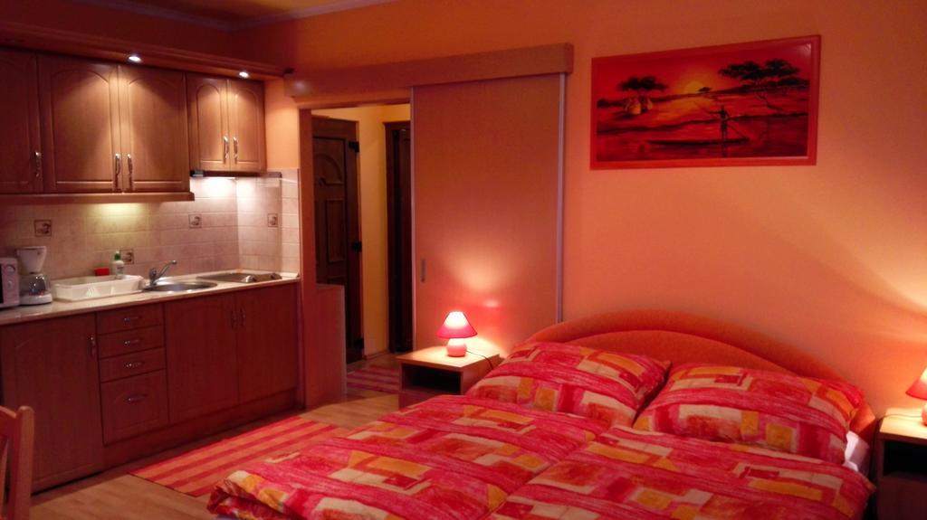 Balaton Wellness Apartman ชิโอฟก ห้อง รูปภาพ